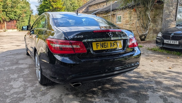 Used Mercedes-Benz E-Class 2012 for sale - 76186576: Photo 10