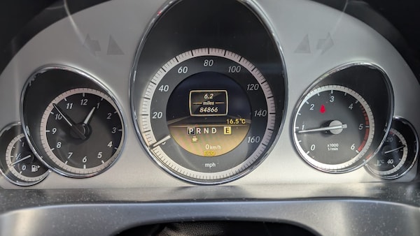 Used Mercedes-Benz E-Class 2012 for sale - 76186576: Photo 16