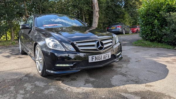 Used Mercedes-Benz E-Class 2012 for sale - 76186576: Photo 2