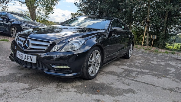 Used Mercedes-Benz E-Class 2012 for sale - 76186576: Photo 5