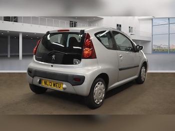 Used Peugeot 107 2013 for sale - 76015579: Photo