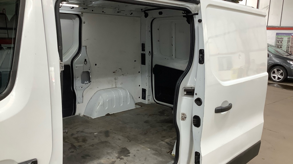 Used Vauxhall Vivaro 2014 for sale - 77966269: Photo 8