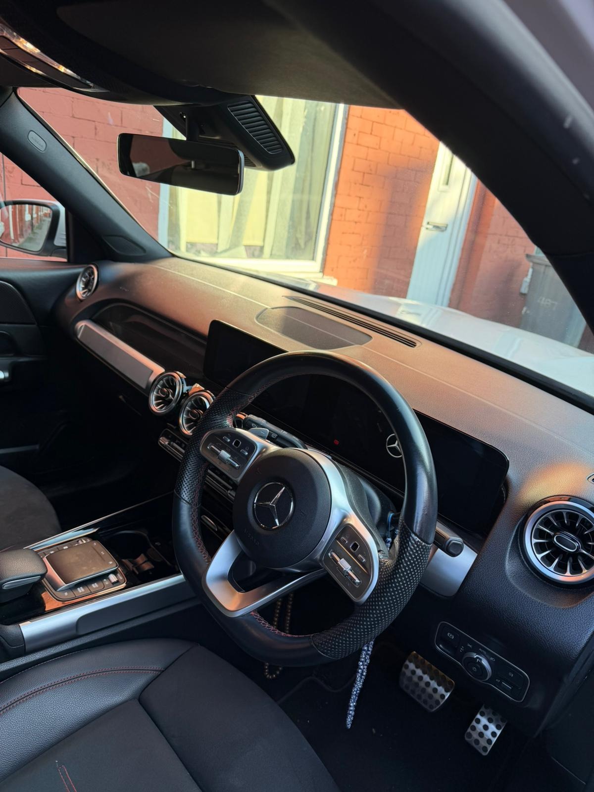 Used Mercedes-Benz GLB 2022 for sale - 77775100: Photo 3