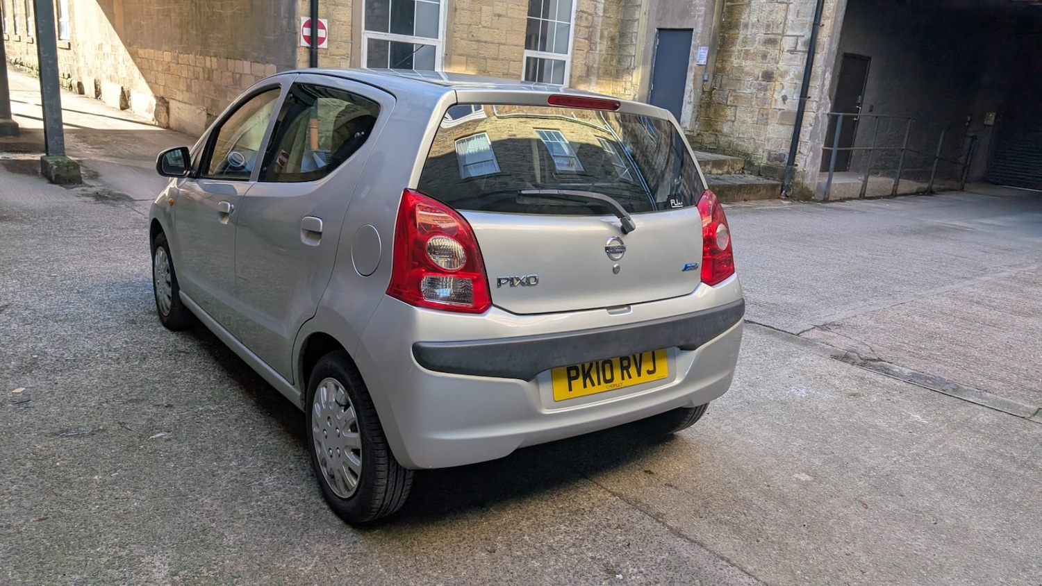 Used Nissan Pixo 2010 for sale - 77569806: Photo 13