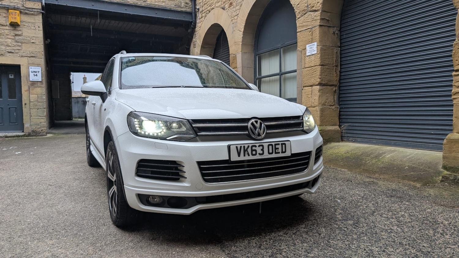 Used Volkswagen Touareg 2013 for sale - 77759409: Photo 2