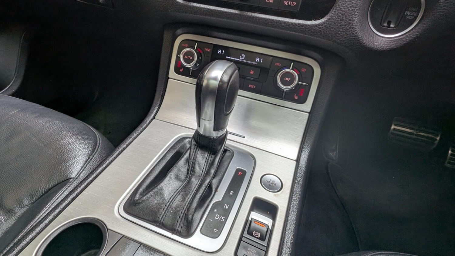 Used Volkswagen Touareg 2013 for sale - 77759409: Photo 24