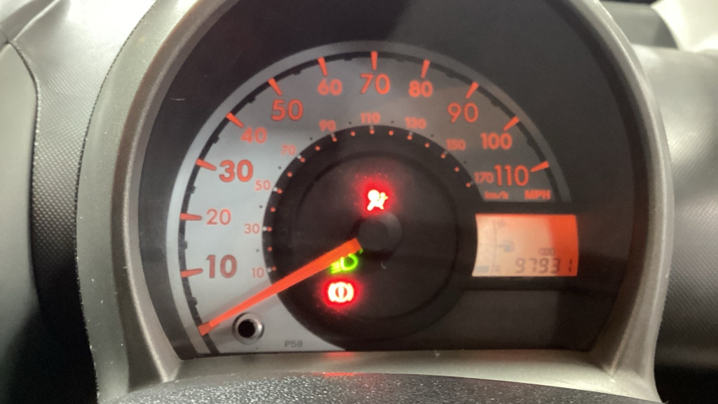 Used Toyota AYGO 2011 for sale - 77323556: Photo 10