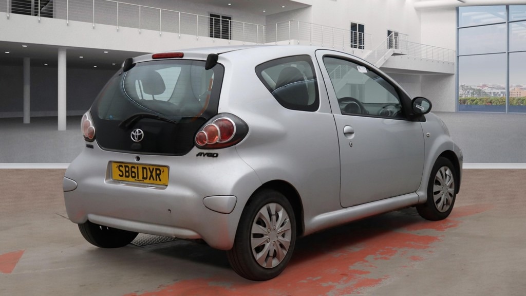 Used Toyota AYGO 2011 for sale - 77323556: Photo 4