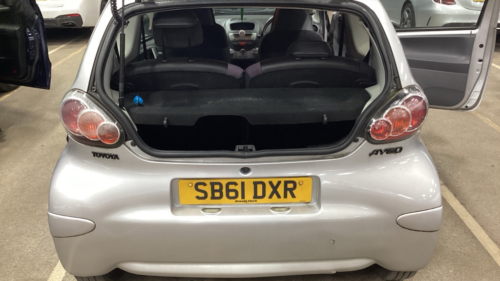 Used Toyota AYGO 2011 for sale - 77323556: Photo 7