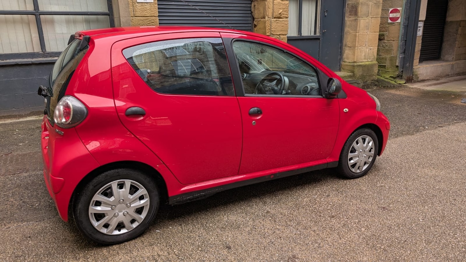 Used Toyota AYGO 2009 for sale - 77220791: Photo 10