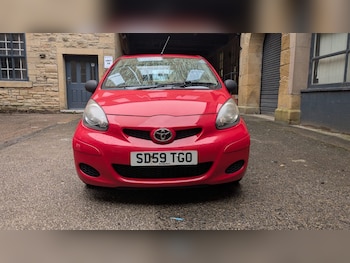 2009 (59) - 1.0 VVT-i 5dr