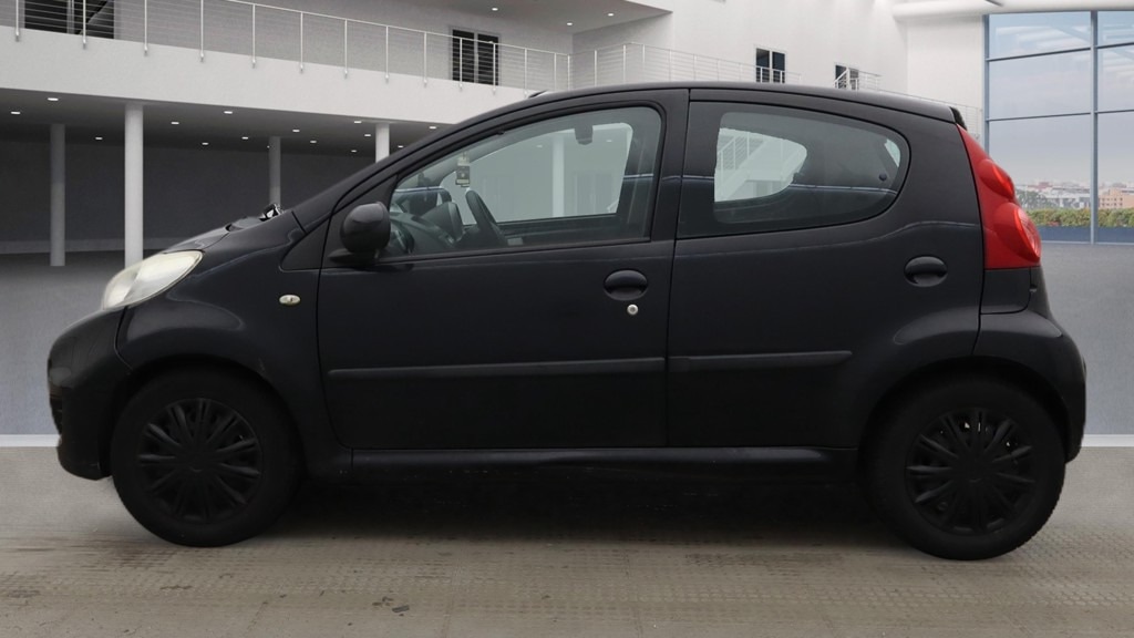 Used Peugeot 107 2011 for sale - 77517589: Photo 6