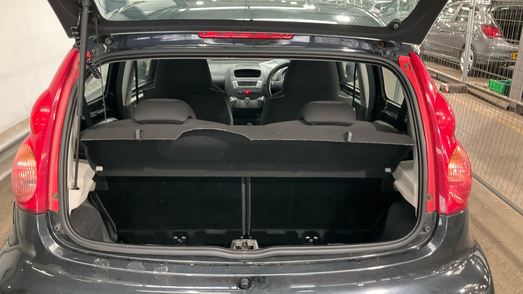 Used Peugeot 107 2011 for sale - 77517589: Photo 7