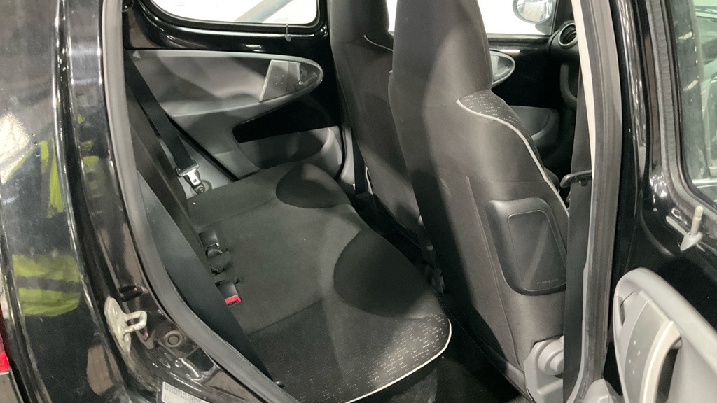 Used Peugeot 107 2011 for sale - 77517589: Photo 8