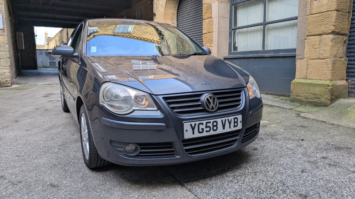 Used Volkswagen Polo 2008 for sale - 77149646: Photo 2