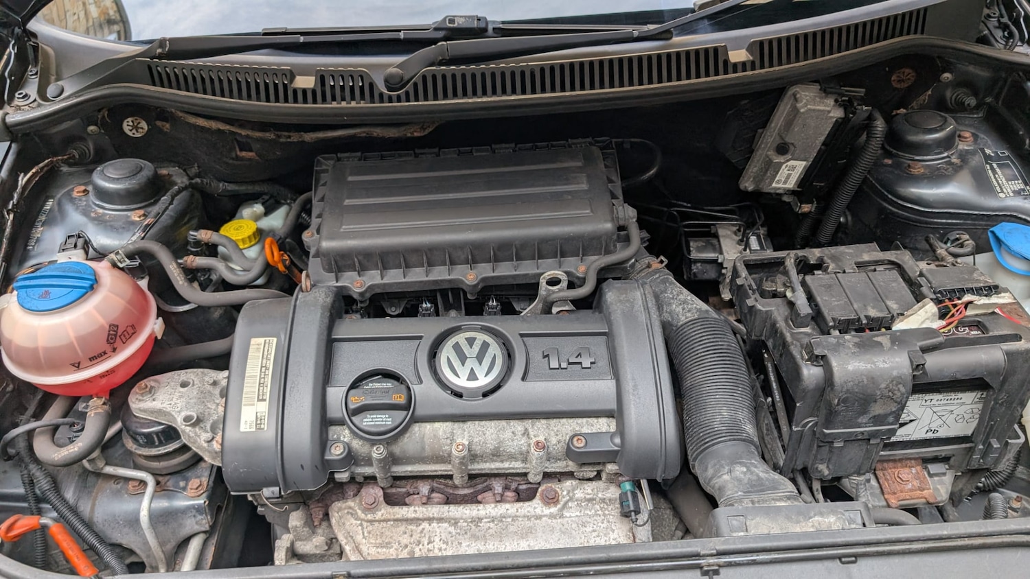 Used Volkswagen Polo 2008 for sale - 77149646: Photo 27