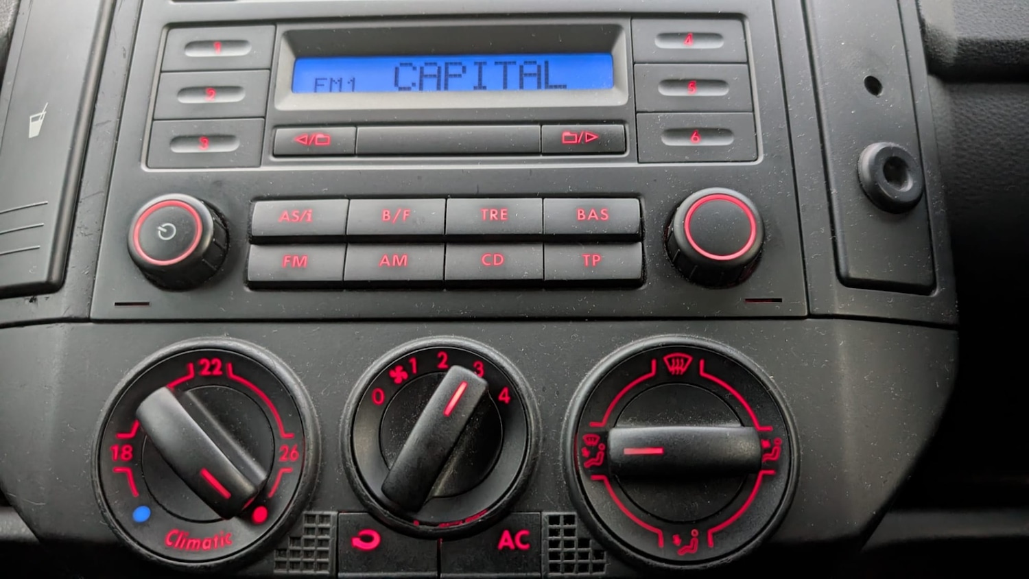 Used Volkswagen Polo 2008 for sale - 76527096: Photo 19