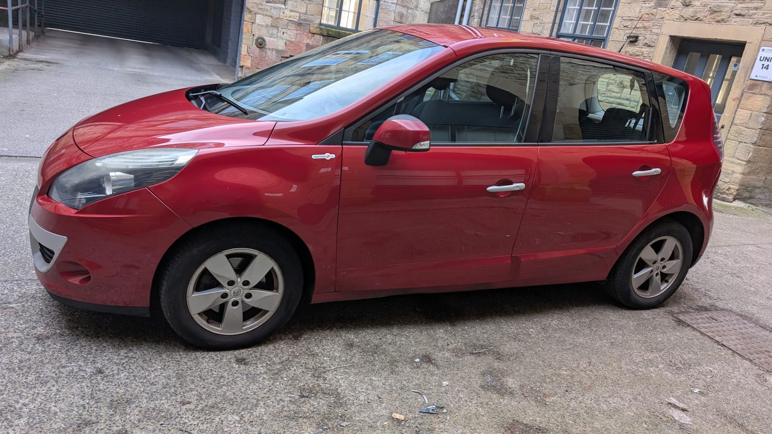 Used Renault Scenic 2010 for sale - 77313862: Photo 10