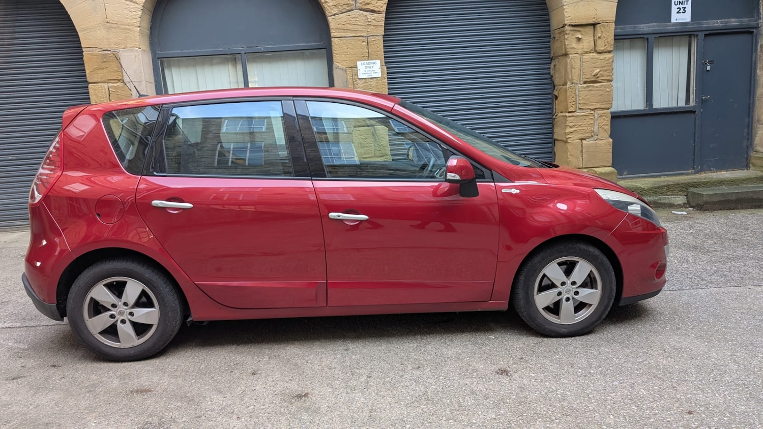 Used Renault Scenic 2010 for sale - 77313862: Photo 11