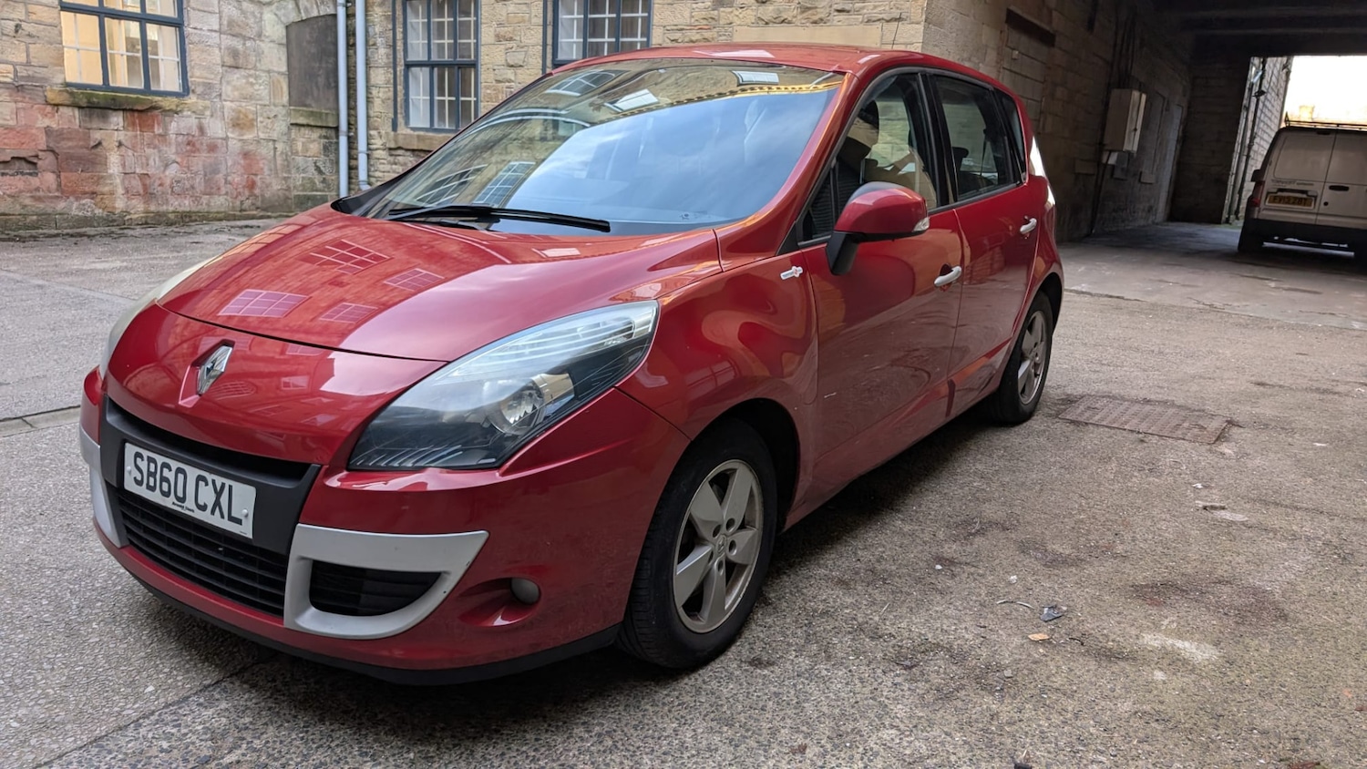 Used Renault Scenic 2010 for sale - 77313862: Photo 5