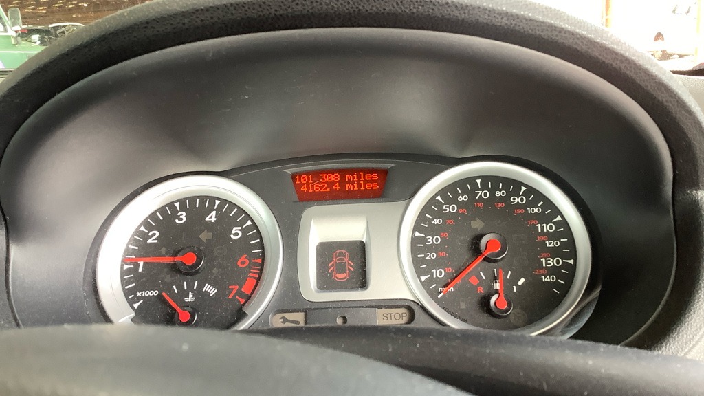 Used Renault Clio 2012 for sale - 77981777: Photo 10