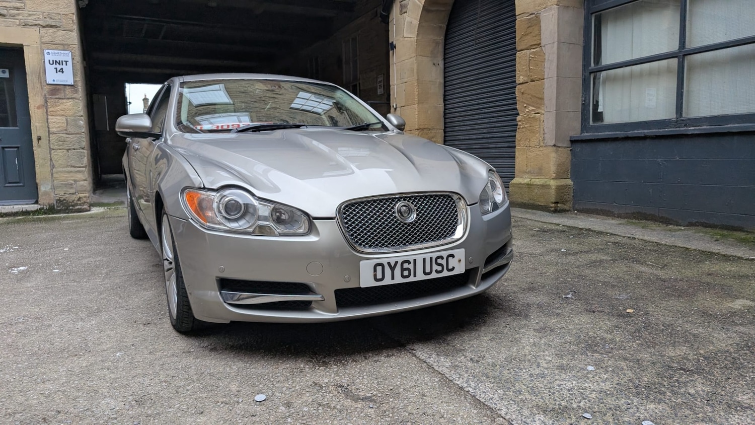 Used Jaguar XF 2011 for sale - 77676871: Photo 2