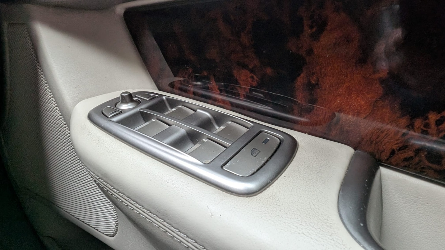 Used Jaguar XF 2011 for sale - 77676871: Photo 35