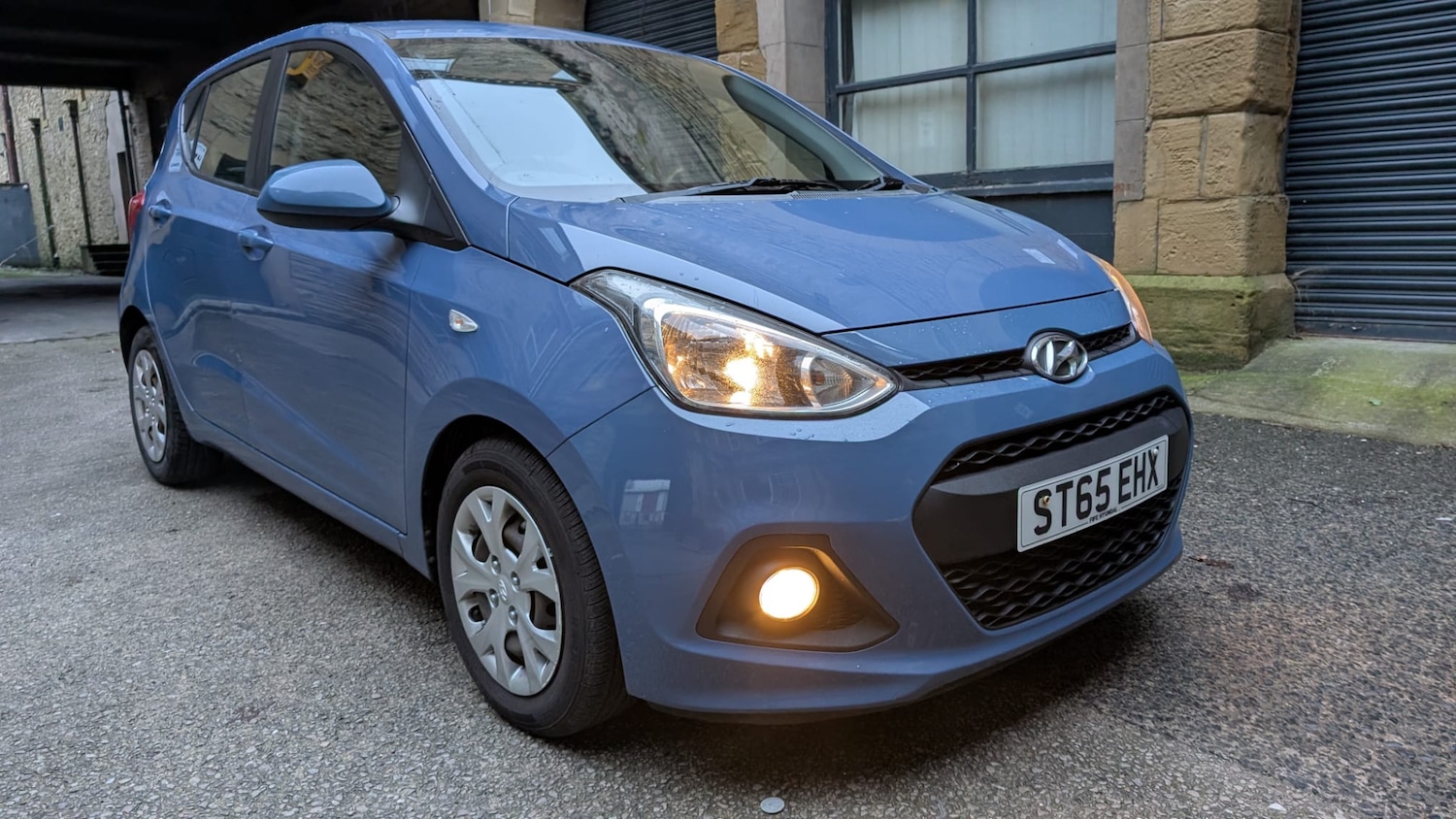 Used Hyundai i10 2015 for sale - 77504688: Photo 2