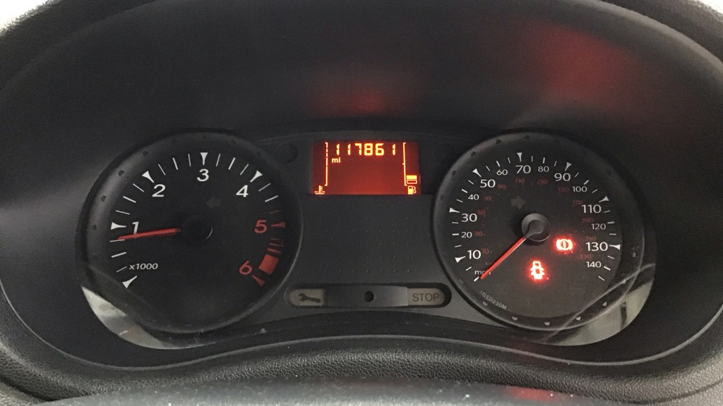 Used Renault Clio 2010 for sale - 76379252: Photo 10