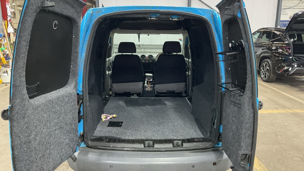 Used Volkswagen Caddy 2010 for sale - 78061077: Photo 7