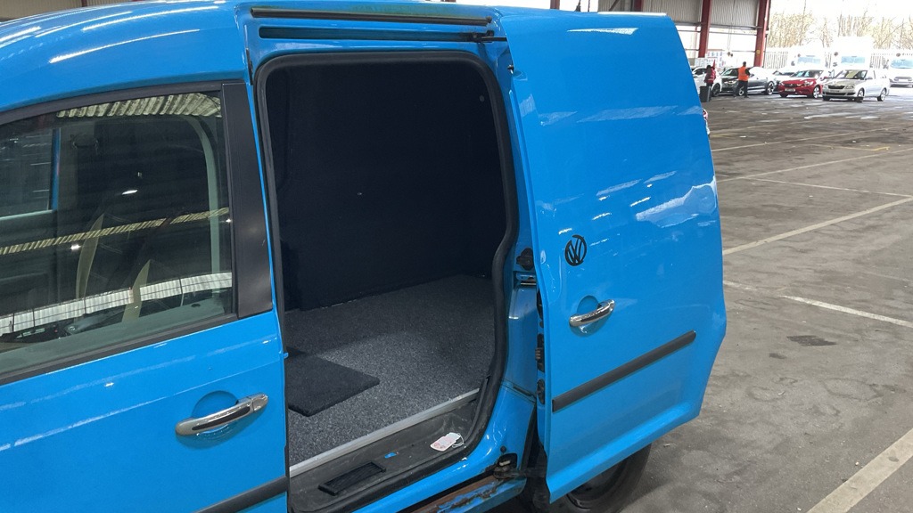 Used Volkswagen Caddy 2010 for sale - 78061077: Photo 8