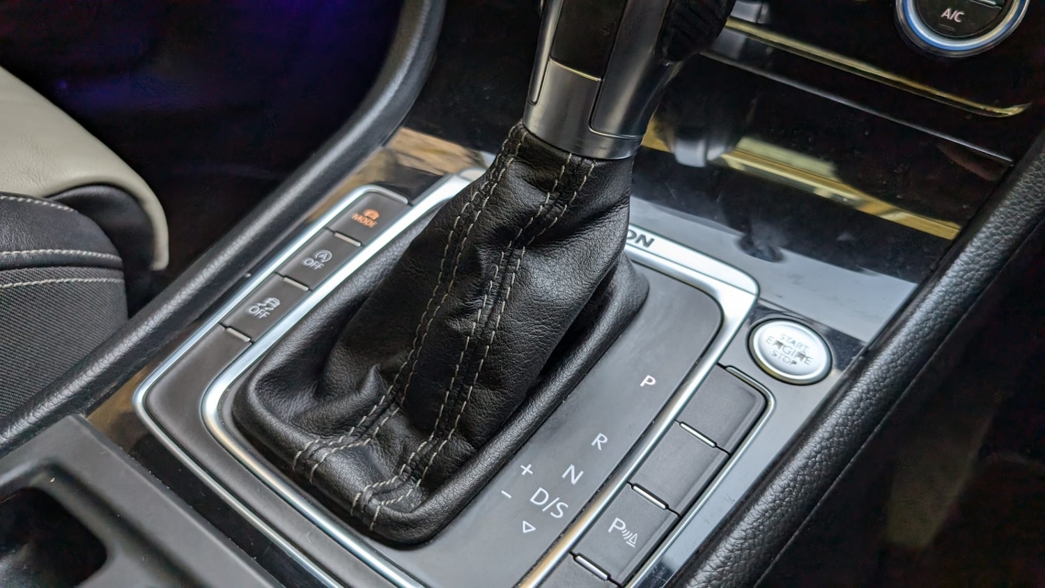 Used Volkswagen Golf 2014 for sale - 77630161: Photo 35