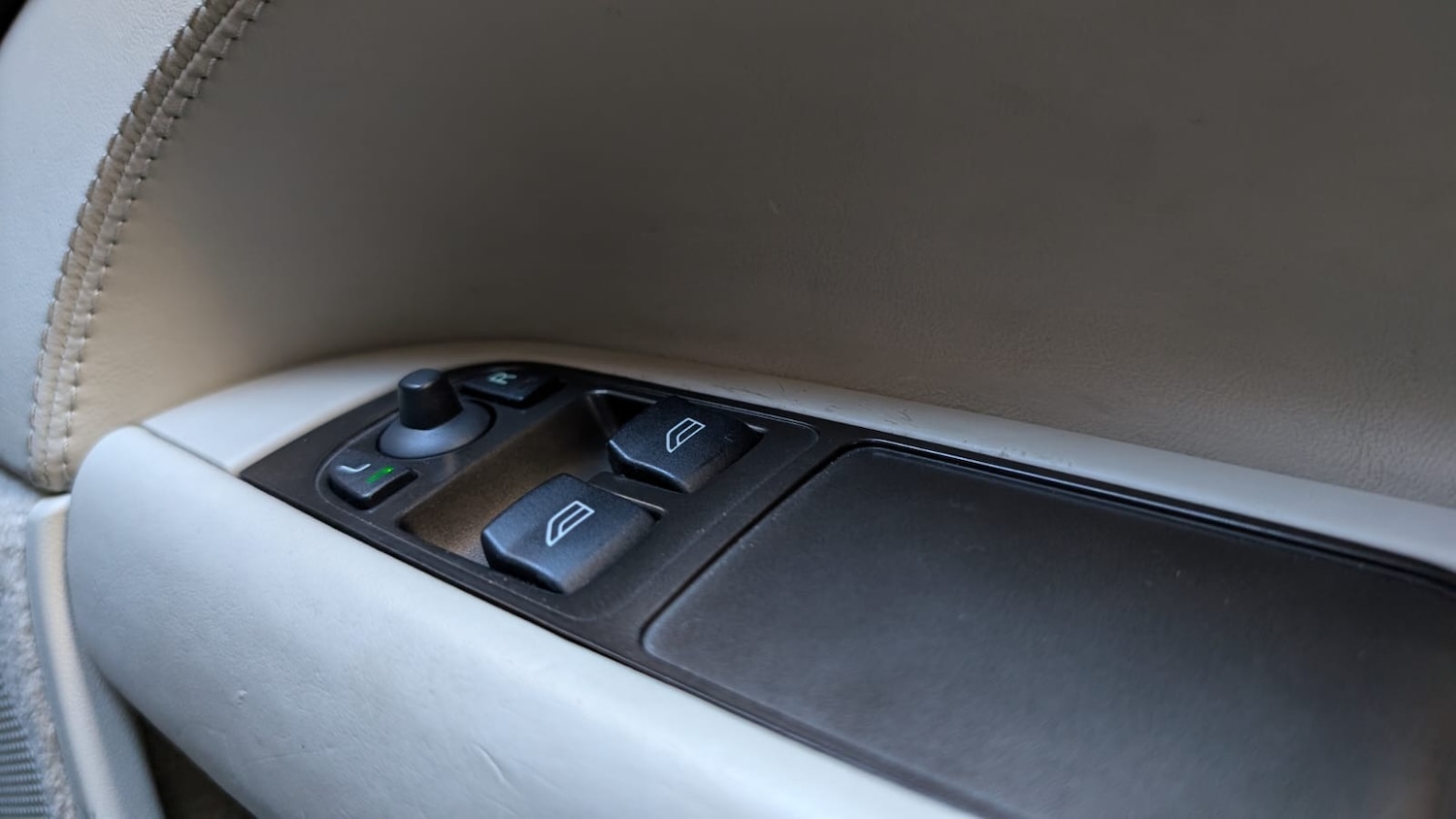 Used Jaguar XKR 2007 for sale - 77053414: Photo 41