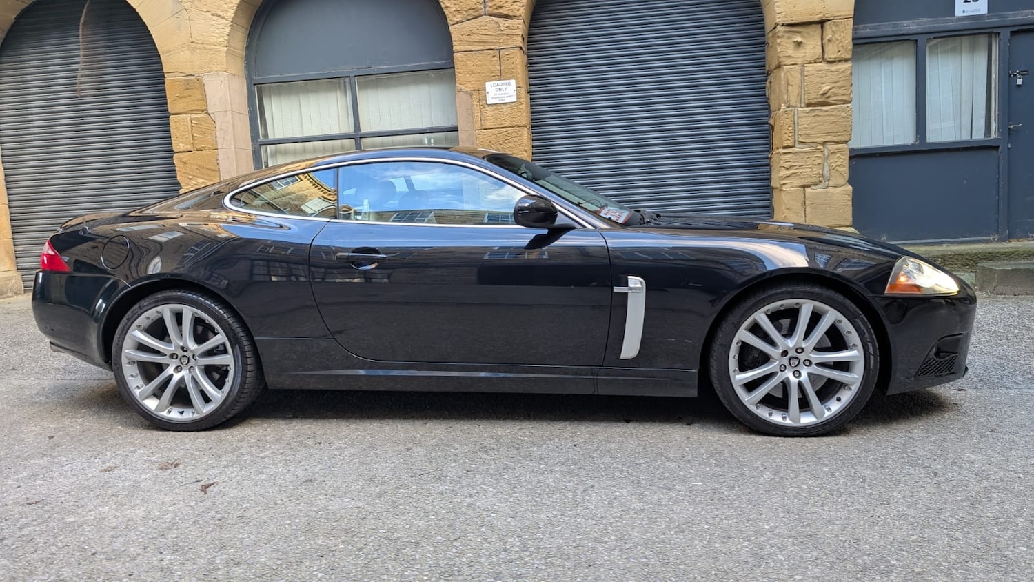 Used Jaguar XKR 2007 for sale - 77053414: Photo 8