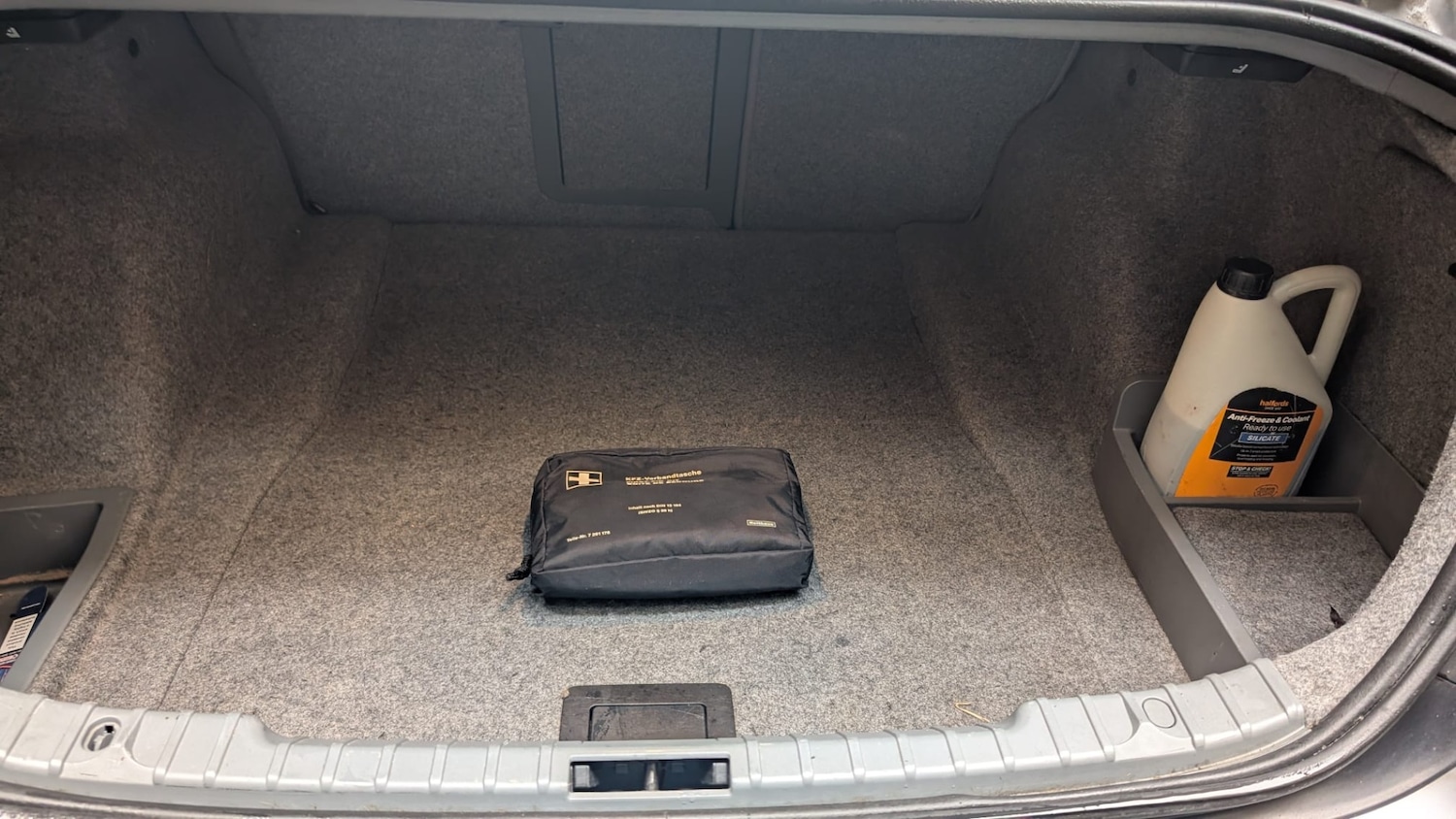 Used BMW 3 Series 2011 for sale - 76854725: Photo 22