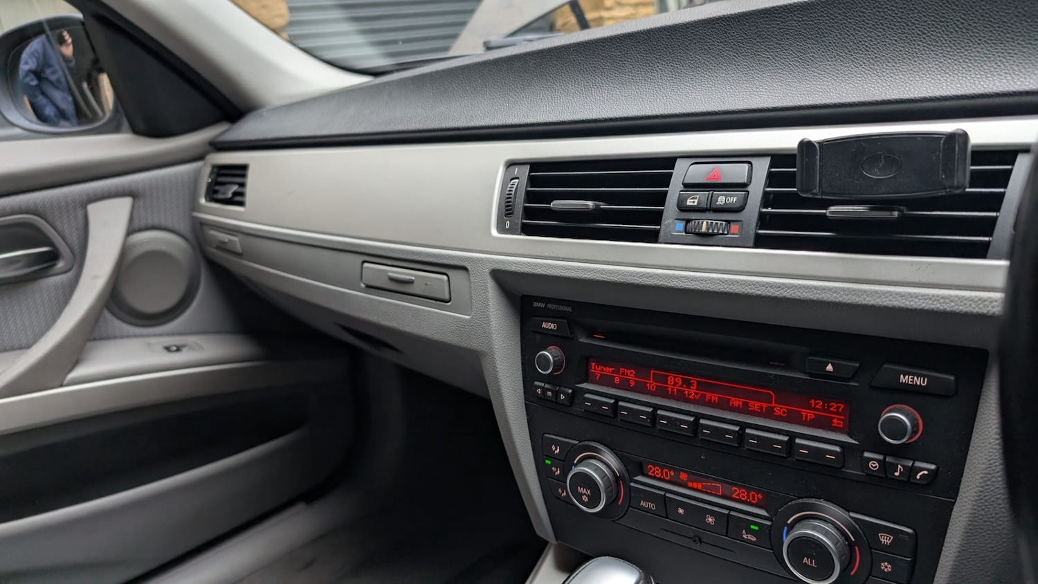 Used BMW 3 Series 2011 for sale - 76854725: Photo 27