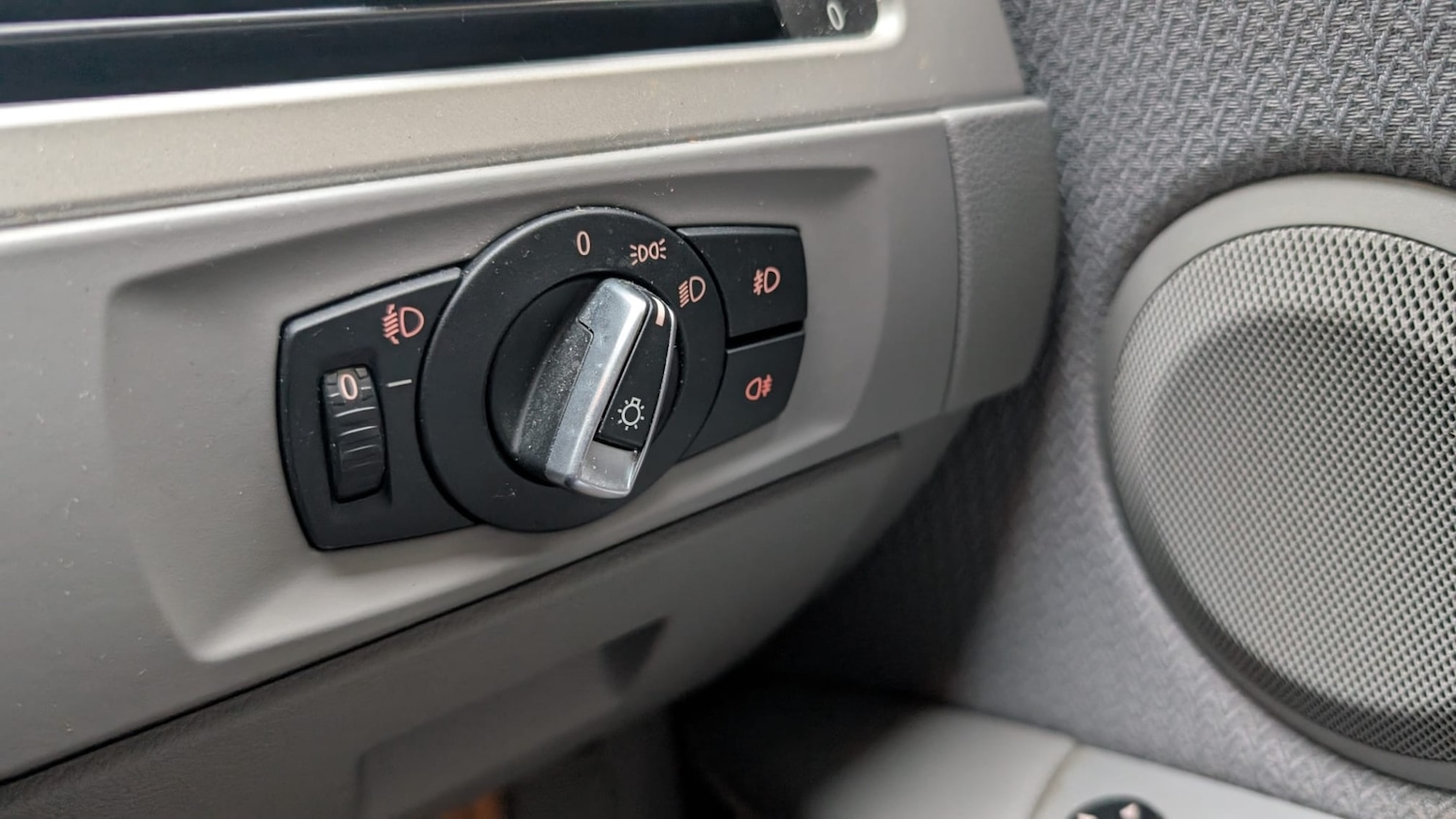 Used BMW 3 Series 2011 for sale - 76854725: Photo 28