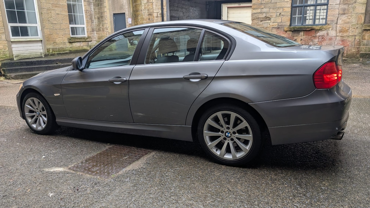 Used BMW 3 Series 2011 for sale - 76854725: Photo 7