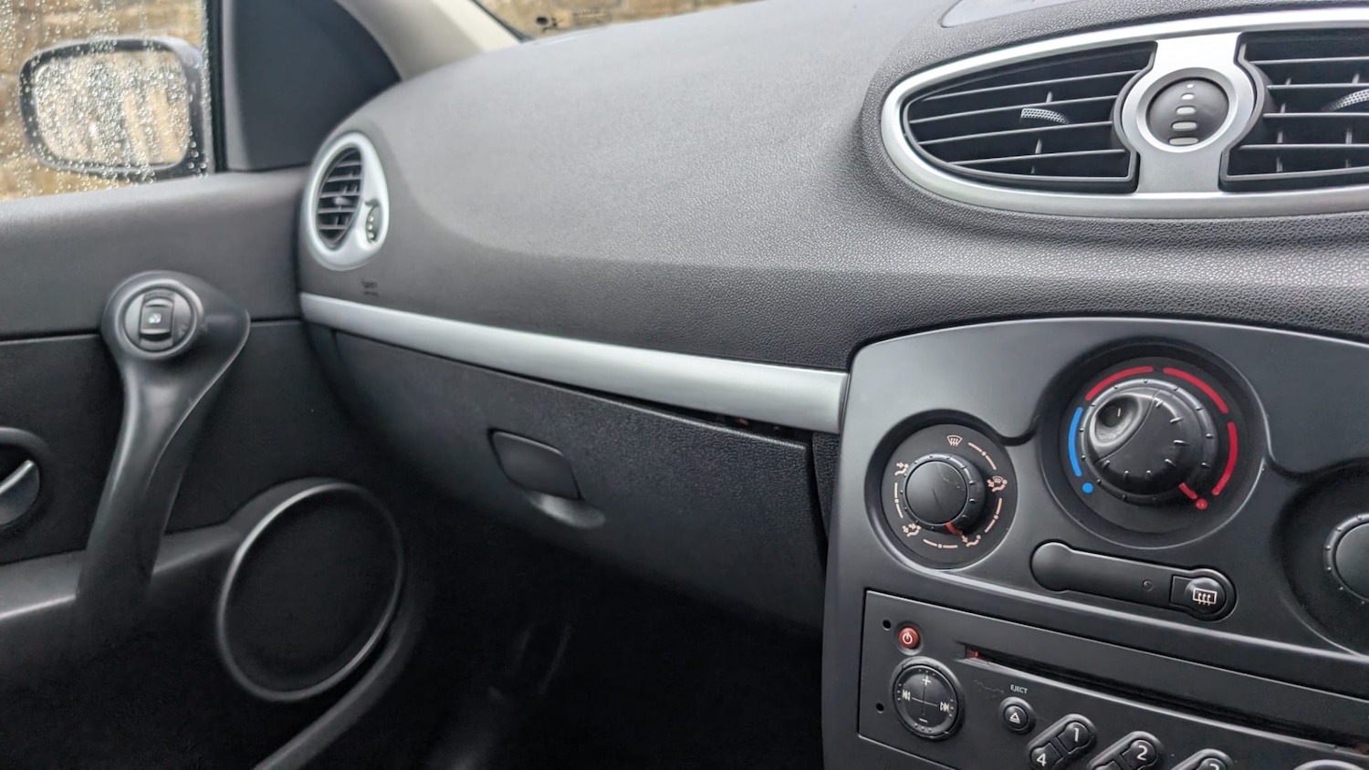 Renault Clio 2006 (06) - 1.5 dCi 86 Dynamique 5dr - Image 23