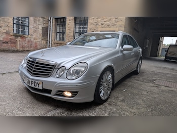 Used Mercedes-Benz E Class 2008 for sale - 78533361: Photo