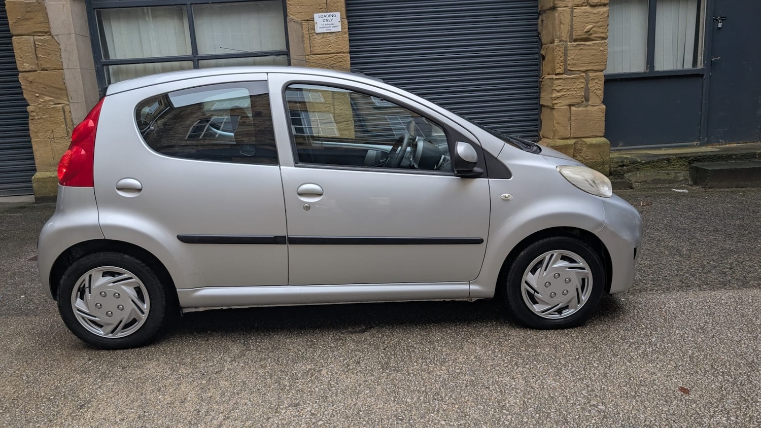 Used Peugeot 107 2011 for sale - 77617866: Photo 11