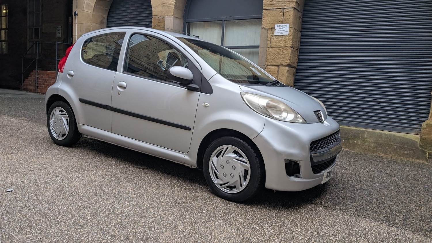 Used Peugeot 107 2011 for sale - 77617866: Photo 4