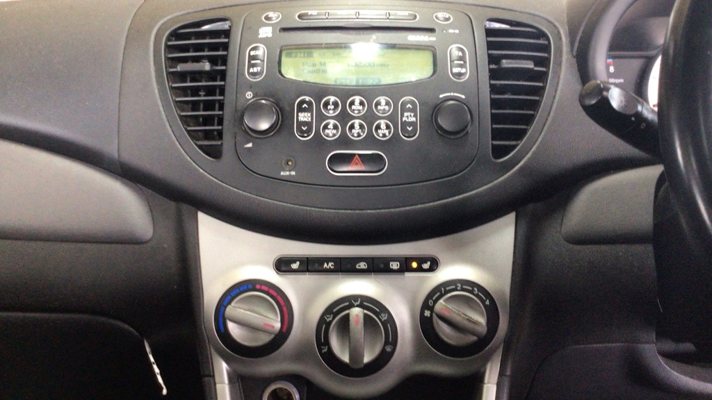 Used Hyundai i10 2009 for sale - 78209409: Photo 11