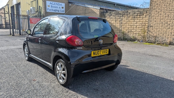 Used Toyota AYGO 2007 for sale - 76249351: Photo 10