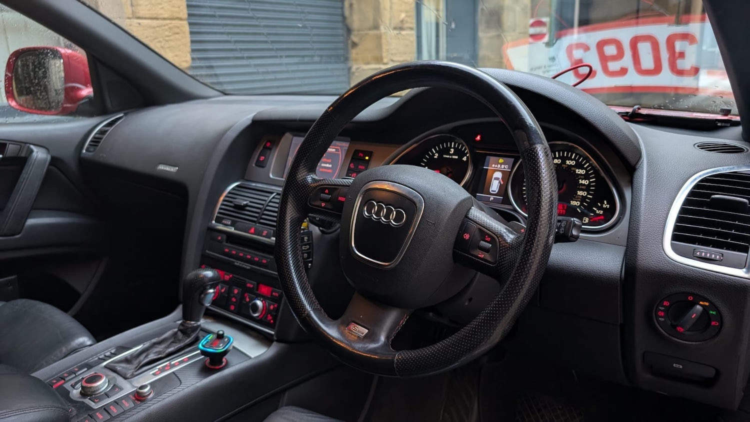 Used Audi Q7 2007 for sale - 76829636: Photo 17