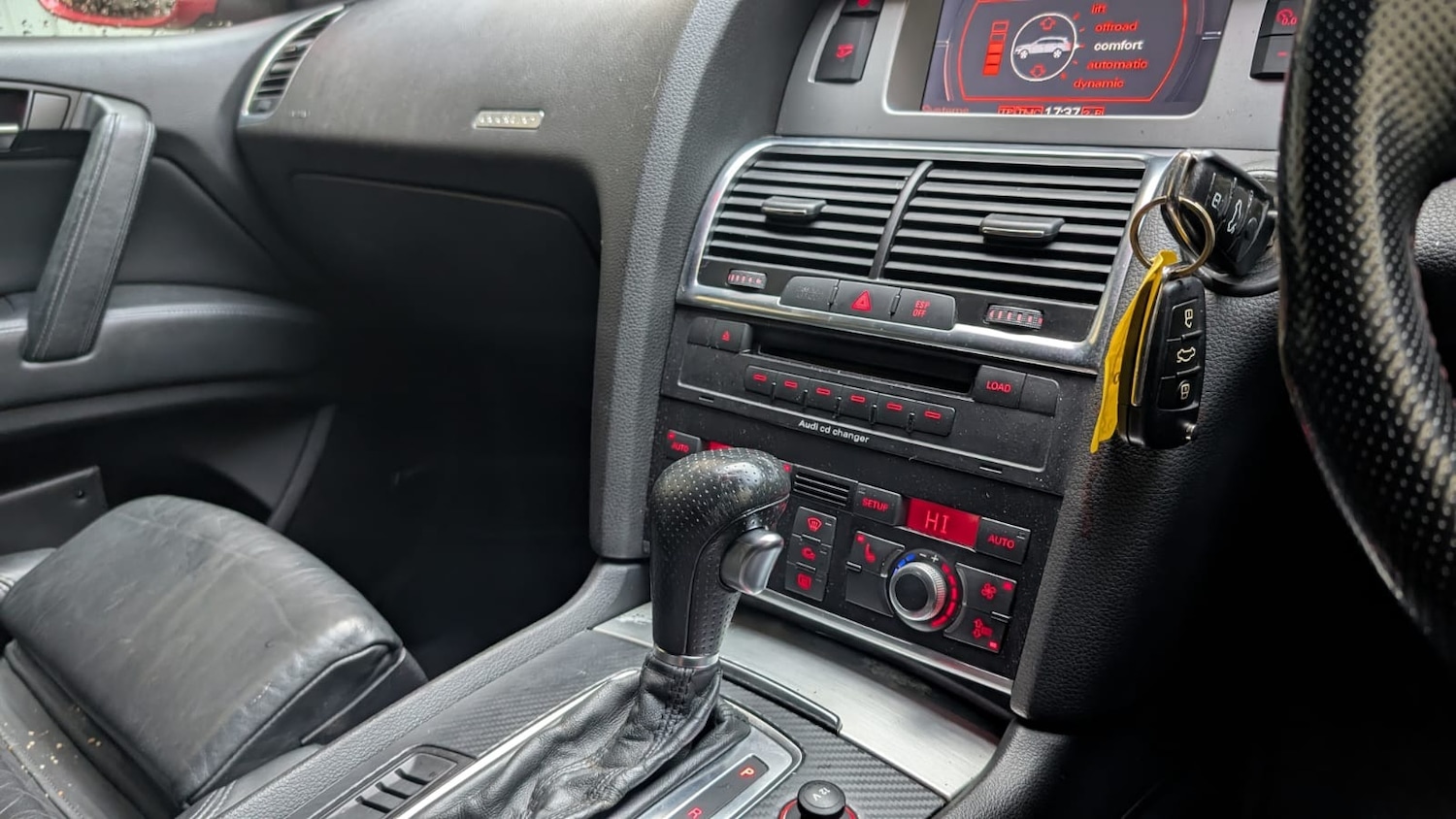 Used Audi Q7 2007 for sale - 76829636: Photo 22