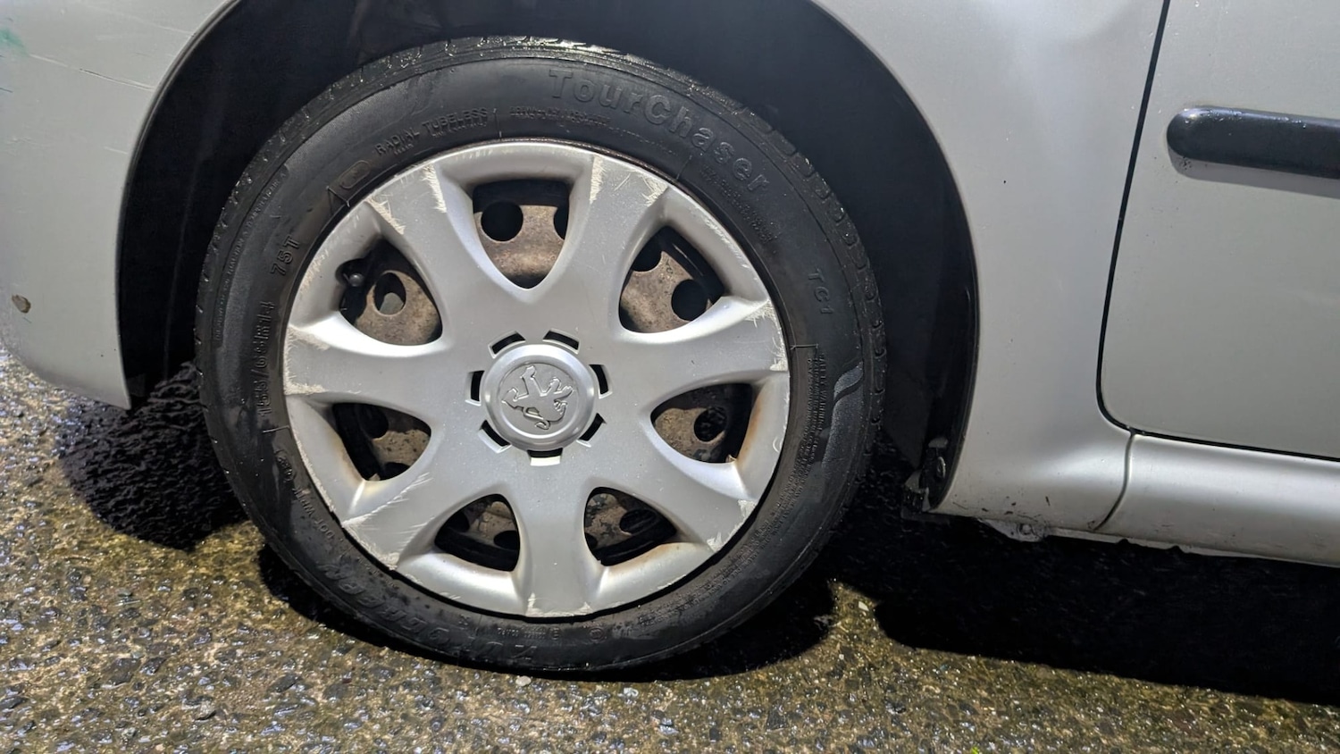 Used Peugeot 107 2011 for sale - 77137178: Photo 14