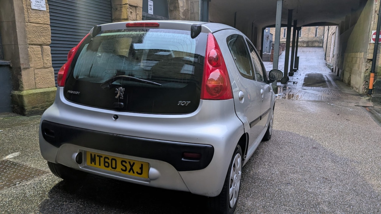 Used Peugeot 107 2011 for sale - 77137178: Photo 18