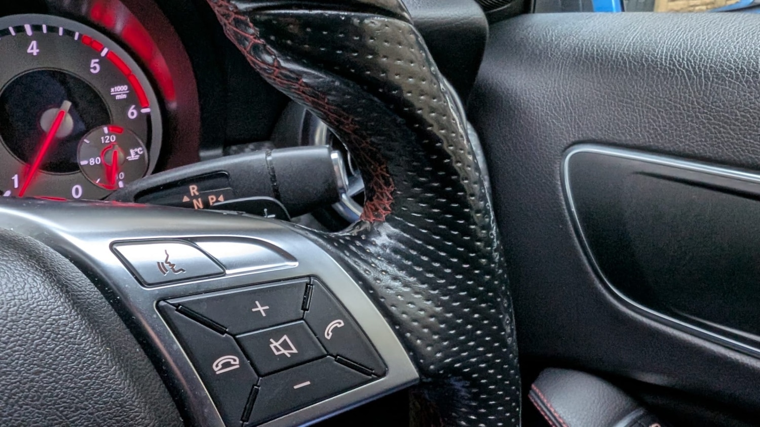 Used Mercedes-Benz A-Class 2014 for sale - 77049349: Photo 24