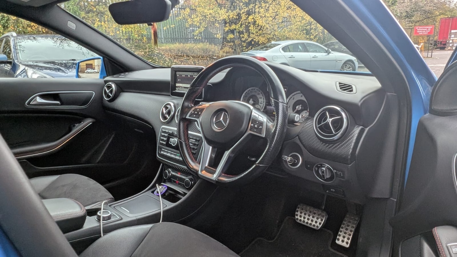 Used Mercedes-Benz A-Class 2014 for sale - 76471131: Photo 16